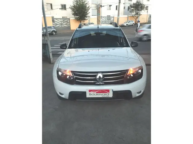 Carro Renault Duster 2015 2.0 16V Dynamique (Flex)