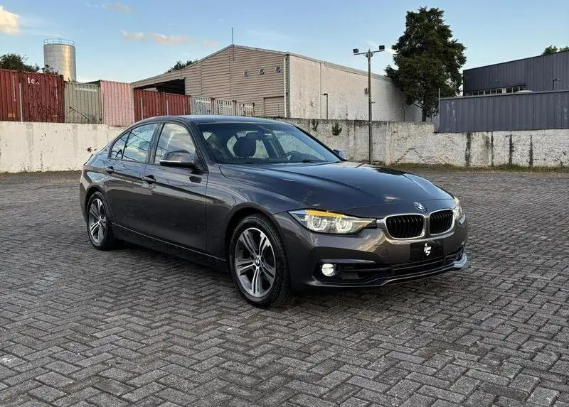 BMW 320i 320i Sport ActiveFlex