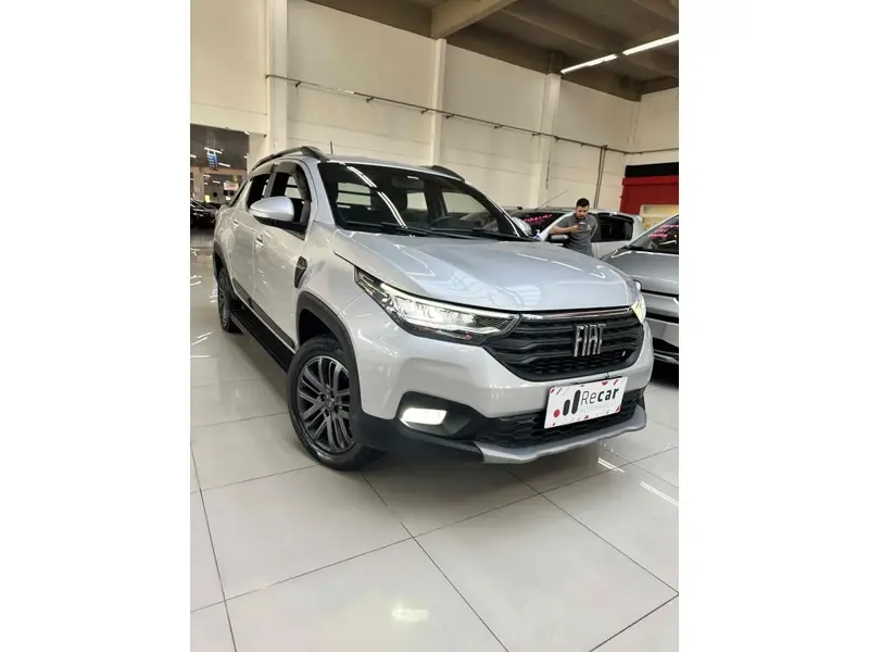 Fiat Strada Volcano 1.3 CD (Flex)