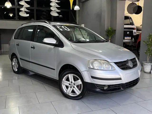 Carro Volkswagen SpaceFox 2010 Route 1.6 8V (Flex)