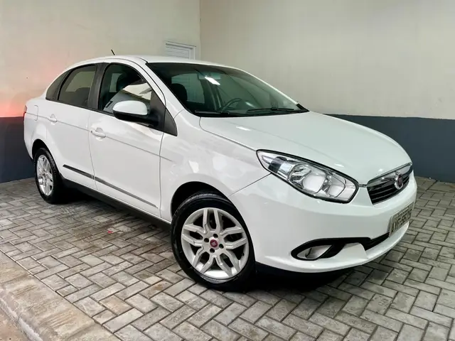 Carro Fiat Grand Siena 2014 Essence 1.6 16V (Flex)