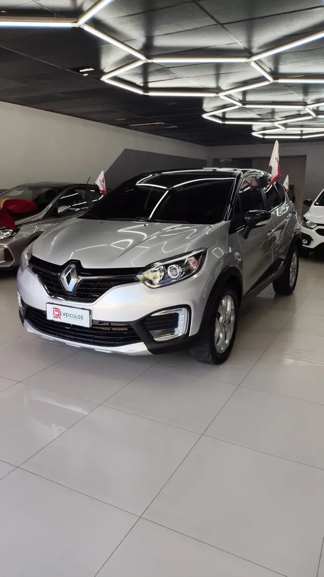 Carro Renault Captur 2018 Zen 1.6 16v SCe CVT (Flex)