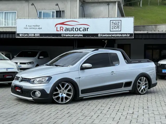 Carro Volkswagen Saveiro 2014 Cross 1.6 (Flex) (cab. estendida)
