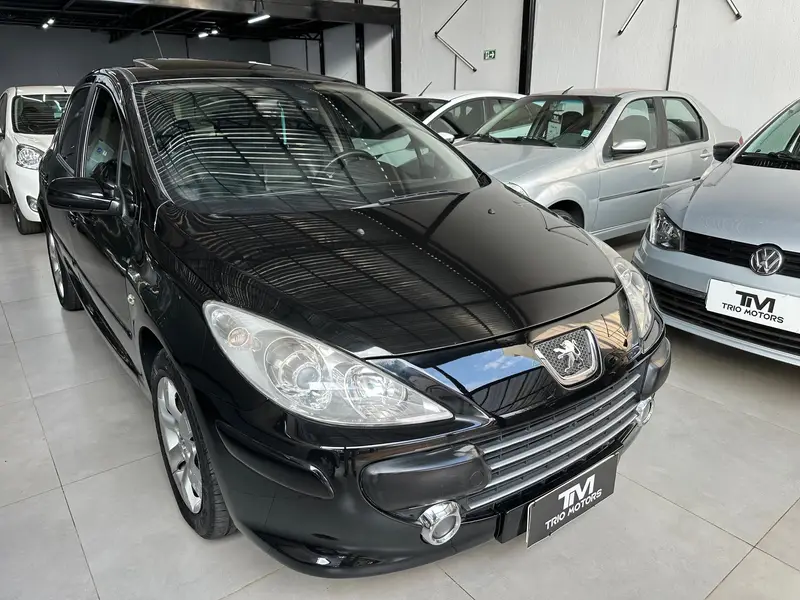 Peugeot 307 Hatch. Griffe 2.0 16V (aut)
