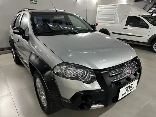 Carro Fiat Palio Weekend 2011 Adventure 1.8 16V (Flex)