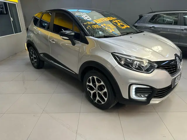 Carro Renault Captur 2018 Intense 2.0 16v (Aut) (Flex)