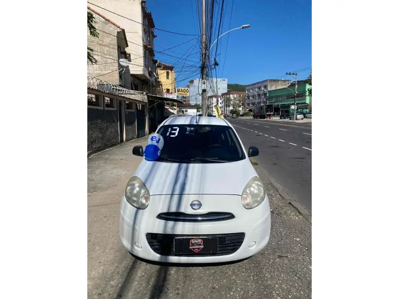 Nissan March 1.0 16V (Flex)