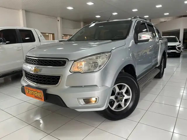 Carro Chevrolet S10 Cabine Dupla 2013 S10 2.8 CTDI LT 4WD (Cabine Dupla)