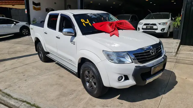 Carro Toyota Hilux Cabine Dupla 2014 Hilux 2.7 SRV CD 4x4 (Flex) (Aut)