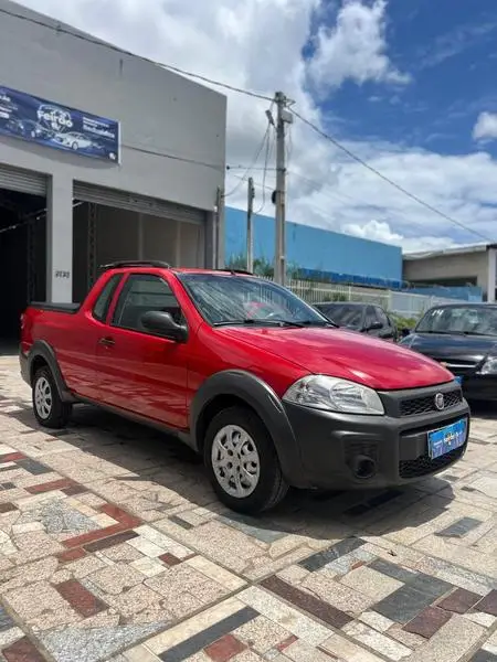 Carro Fiat Strada 2015 Adv.1.8 16V Dualogic Flex CD
