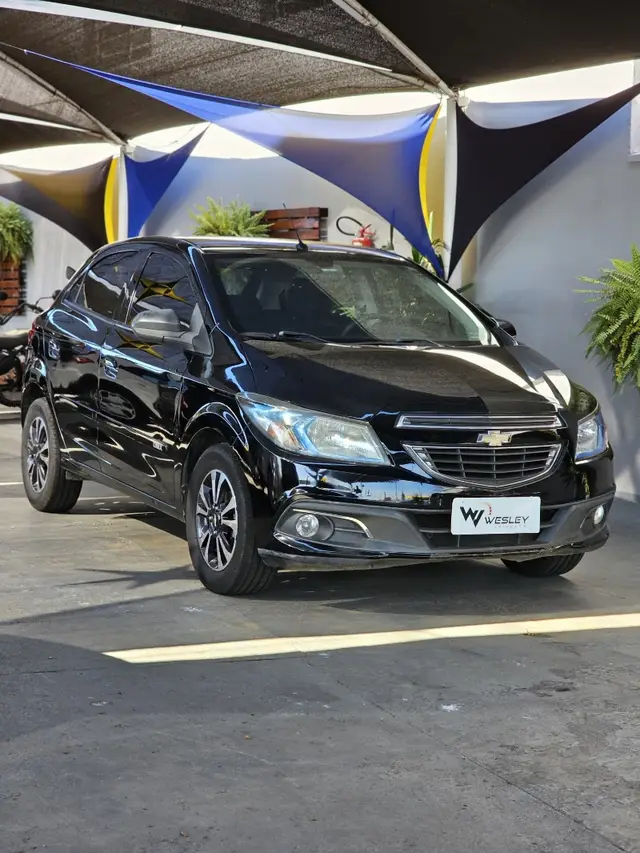 Carro Chevrolet Onix 2015 1.4 LTZ SPE/4