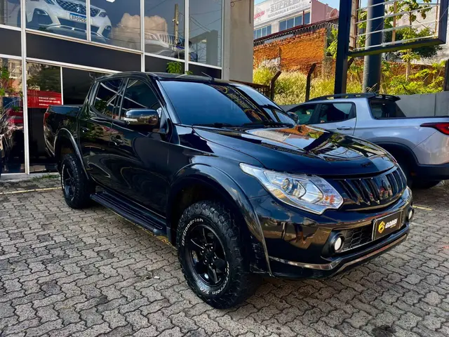 Carro Mitsubishi L200 Triton Sport 2017 Sport 2.4 DID-H HPE-S Top 4WD (Aut)