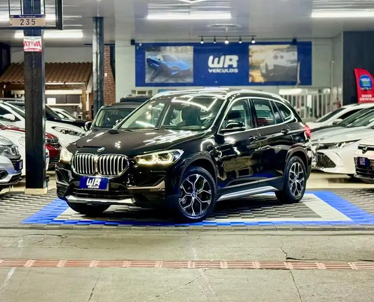 BMW X1 sDrive20i 2.0 Turbo (Aut.)