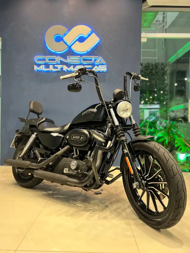 Carro Harley-Davidson Xl 883 2012 N IRON