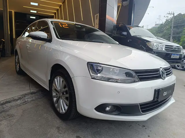 Carro Volkswagen Jetta 2012 2.0 TSI Highline DSG