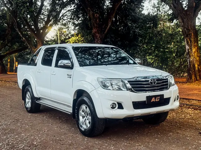 Carro Toyota Hilux Cabine Dupla 2015 Hilux 2.7 SRV CD 4x2 (Flex) (Aut)