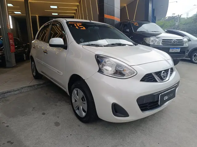 Carro Nissan March 2015 1.0 16V S (Flex)