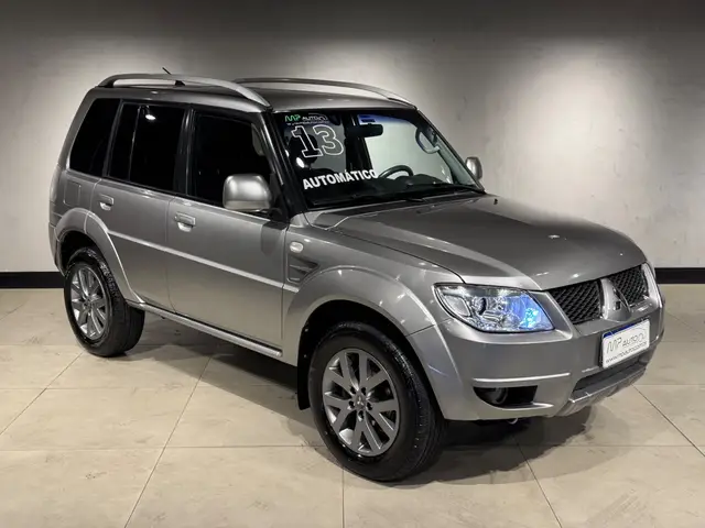 Carro Mitsubishi Pajero TR4 2013 2.0 16V 4x2 (Flex) (Aut)