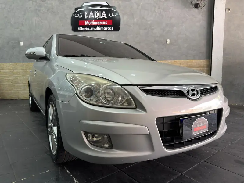 Hyundai i30 2.0 16V (aut)
