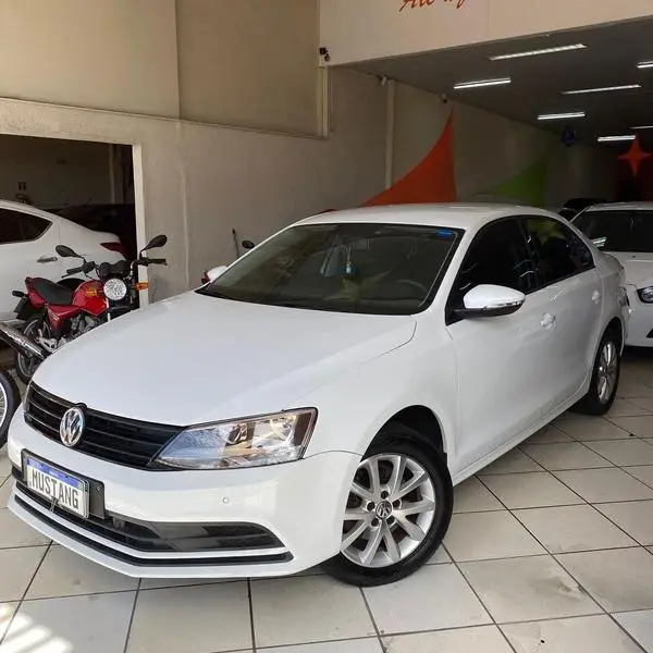 Carro Volkswagen Jetta 2016 1.4 TSI Trendline