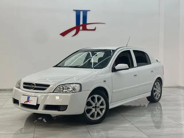 Carro Chevrolet Astra Hatch 2011 Advantage 2.0 (Flex)