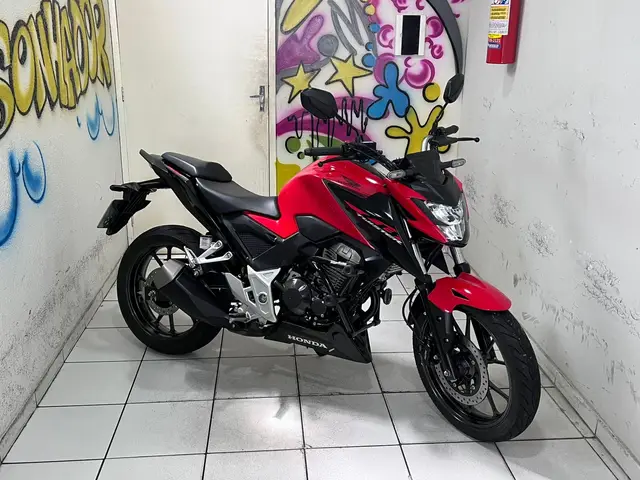 Moto Honda CB 300F Twister 2024 (CBS)