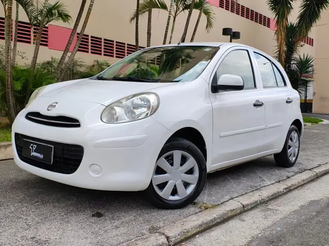 Carro Nissan March 2012 1.6 16V S (Flex)
