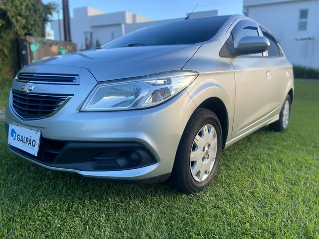 Carro Chevrolet Onix 2013 1.0 LT SPE/4