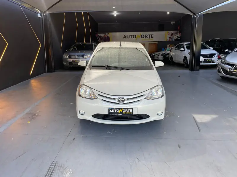 Toyota Etios X 1.3 (Aut) (Flex)