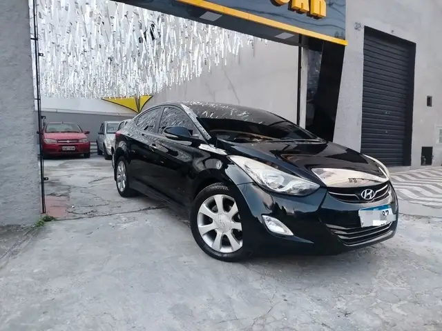 Carro Hyundai Elantra 2012 Sedan 1.8 GLS (aut)