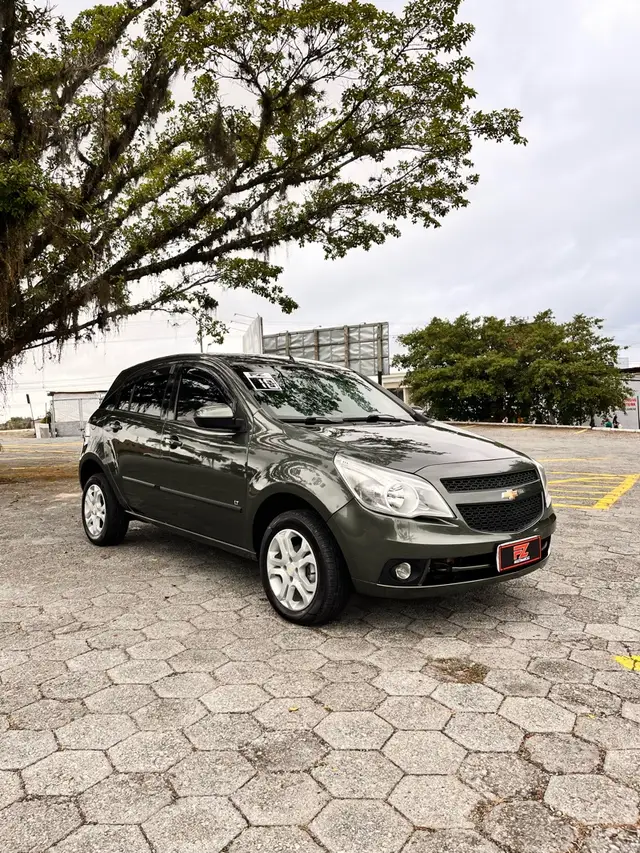 Carro Chevrolet Agile 2010 LT 1.4 8V (Flex)