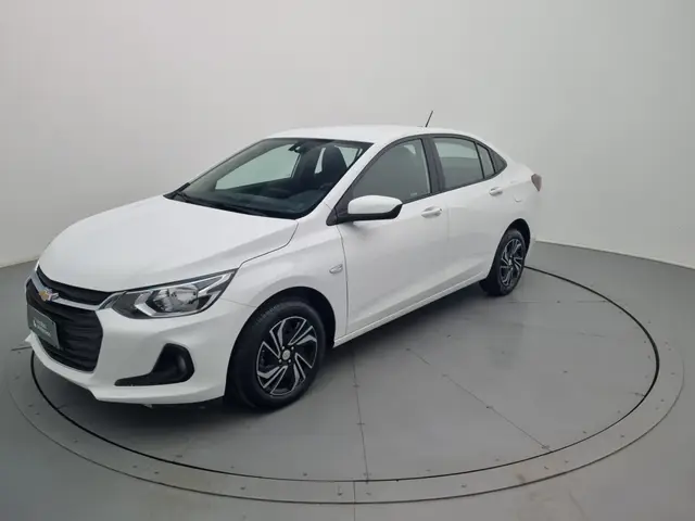 Carro Chevrolet Onix Plus 2024 LT 1.0