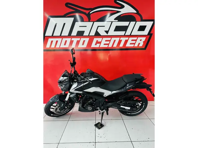 Carro Bajaj Dominar 250 2025 250