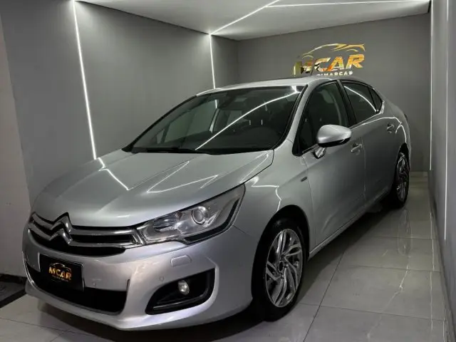 Citroën C4 Lounge Exclusive 1.6 THP (Aut)