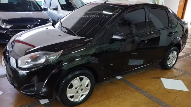 Carro Ford Fiesta Sedan 2014 SE 1.6 Rocam (Flex)