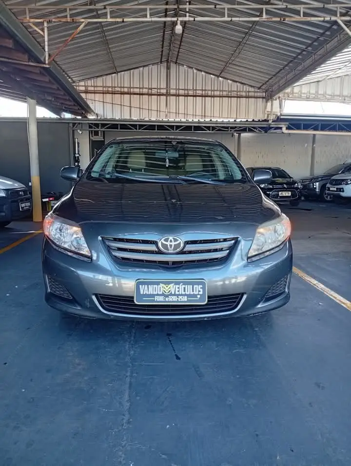 Toyota Corolla Sedan XLi 1.8 16V (flex)