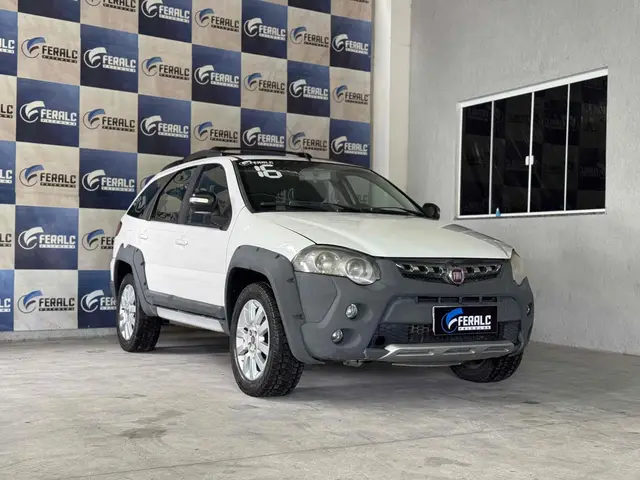Carro Fiat Weekend 2016 Adventure 1.8 E.torQ (Flex)