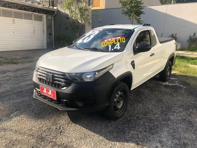 Carro Fiat Strada 2023 Endurance 1.4 Cabine Plus (Flex)