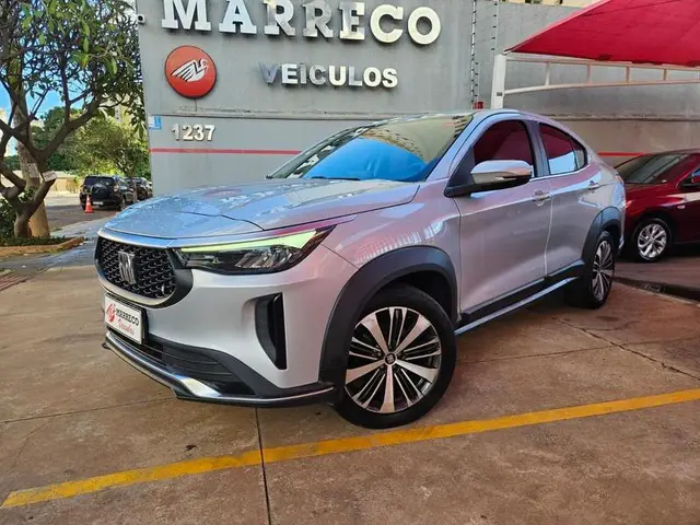 Carro Fiat Fastback 2023 Audace Turbo 200 (Flex) (Aut)
