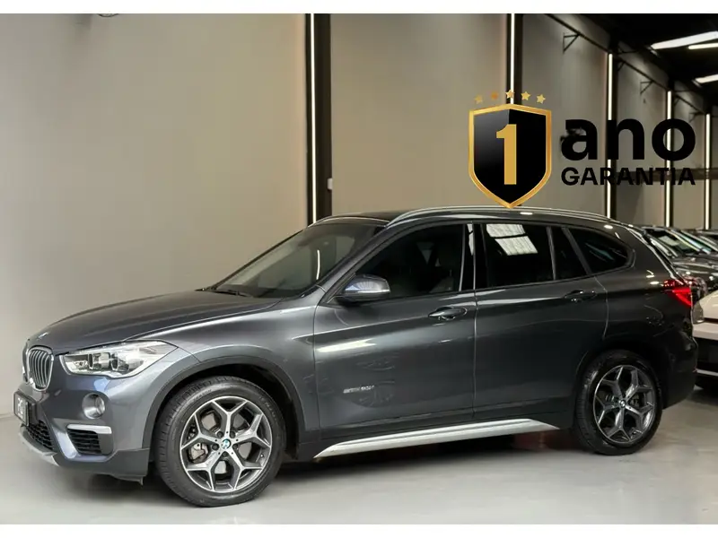 BMW X1 2.0 sDrive20i X-Line ActiveFlex
