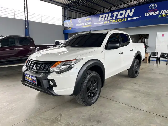 Carro Mitsubishi L200 Triton Outdoor 2025 GLX 2.4 Turbo