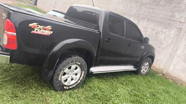 Carro Toyota Hilux Cabine Dupla 2015 Hilux 3.0 TDI 4x4 CD SRV (Aut)