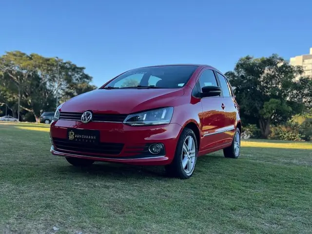 Carro Volkswagen Fox 2016 1.0 MPI BlueMotion (Flex)