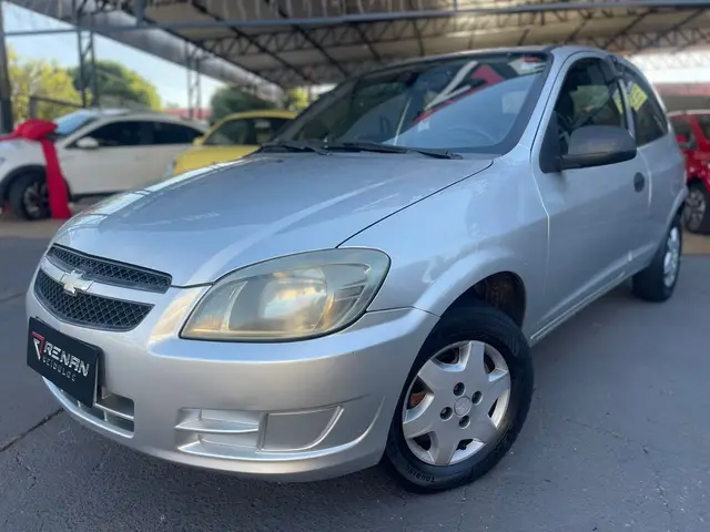 Carro Chevrolet Celta 2013 LS 1.0 (Flex) 2p