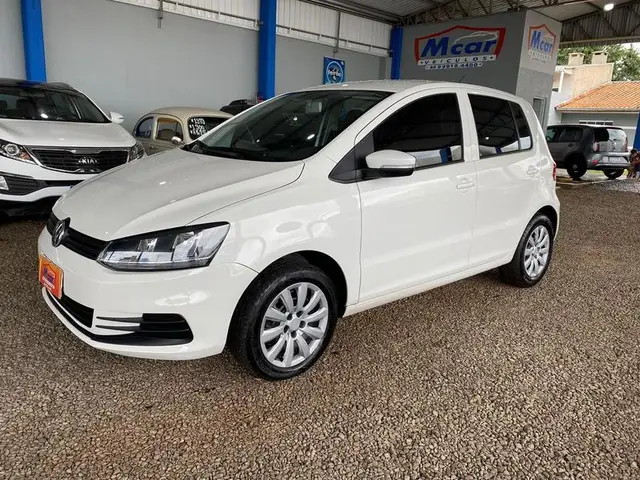 Carro Volkswagen Fox 2015 Trendline 1.6 MSI (Flex)