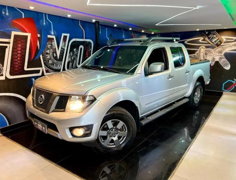 Nissan Frontier 2.5 TD CD 4x2 SV Attack