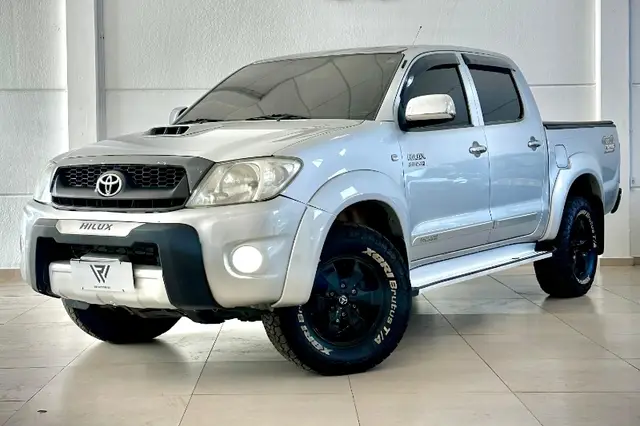 Carro Toyota Hilux Cabine Dupla 2011 Hilux SR 4x4 3.0 (cab. dupla)