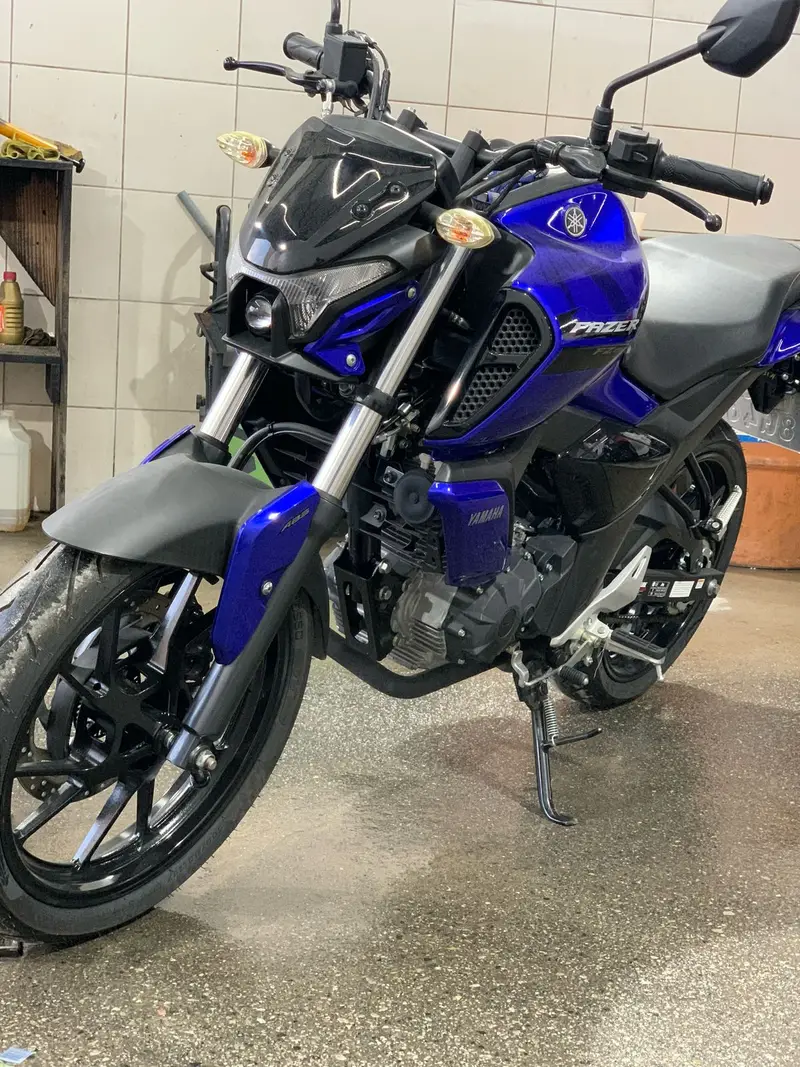 Yamaha Fazer FZ15 ABS