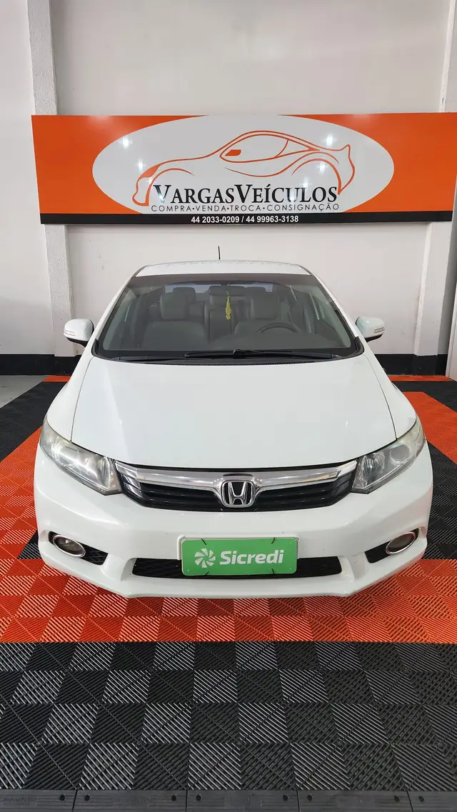 Carro Honda Civic 2014 New  LXR 2.0 i-VTEC (Aut) (Flex)