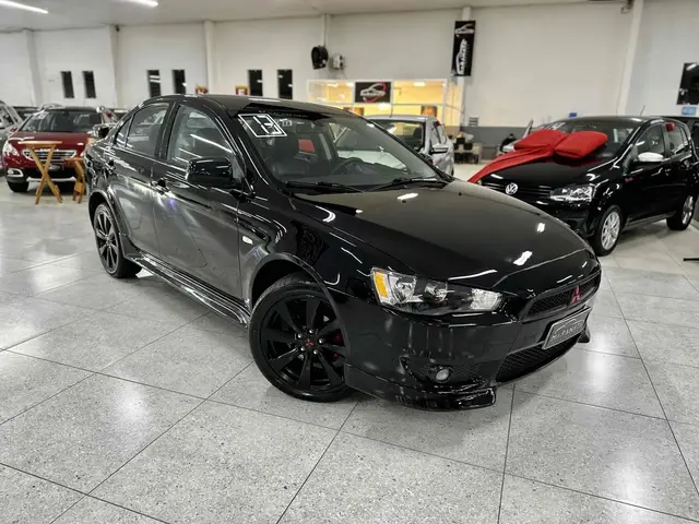Carro Mitsubishi Lancer 2013 2.0 16V
